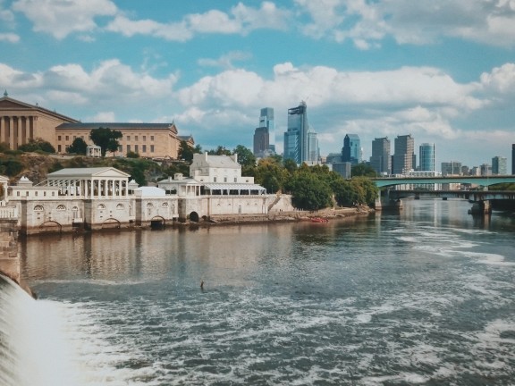 Photo of Schuylkill River, Philly by Chris Murray via Unsplash