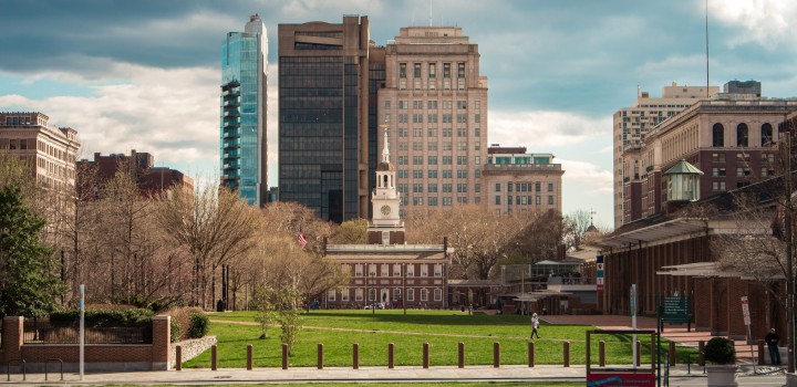 Independence Hall in Philadelphia Photo by Lavdrim Mustafi: https://www.pexels.com/photo/independence-hall-view-from-convention-center-in-philadelphia-urban-photography-4k-aesthetic-wallpaper-background-14088588/
