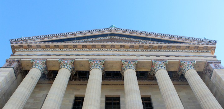 Columns on a building (Philadelphia Art Museum) Photo by Malik: https://www.pexels.com/photo/philadelphia-museum-of-art-in-pennsylvania-11420936/