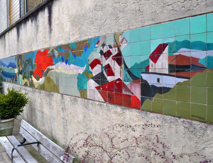 Image of abstract mural in Philadelphia park, Nick-philly, CC BY-SA 4.0 <https://creativecommons.org/licenses/by-sa/4.0>, via Wikimedia Commons